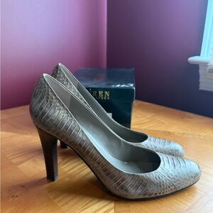 Ralph Lauren zabrina 2 matte taupe snake print pumps SZ 9 M